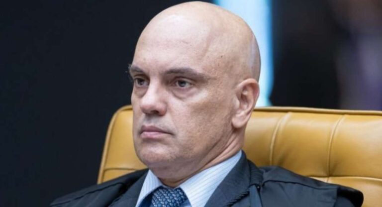 Alexandre de Moraes dá 24h para General Braga Neto se explicar