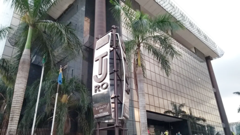 TJRO confirmada demissão de servidor público por atos libidinosos no trabalho