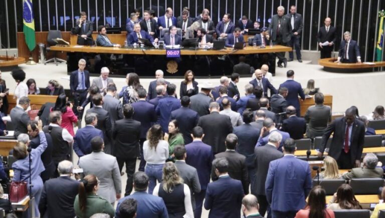 Câmara reintegra mineração e destrava votação da nova lei de licenciamento ambiental
