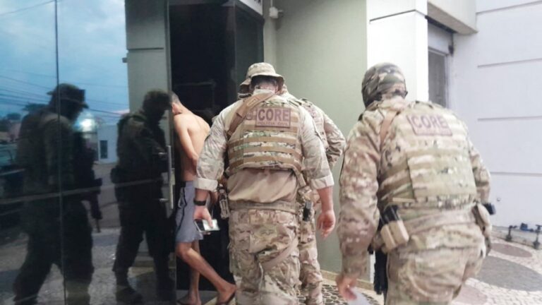 Operação conjunta de polícias de Rondônia e Amazonas cumprem mandados contra suspeitos de roubo e homicídio em Porto Velho